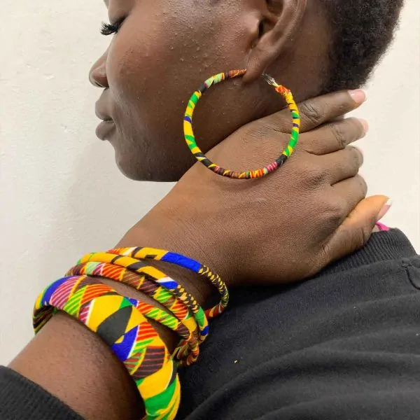 Earring and Bangles