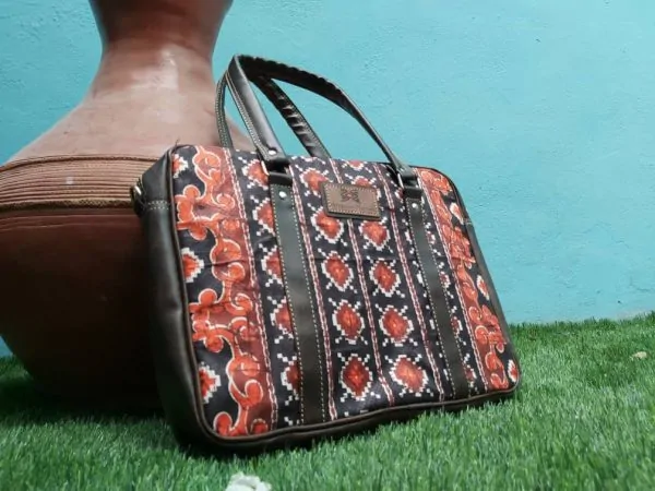 African Things Deji Laptopbag