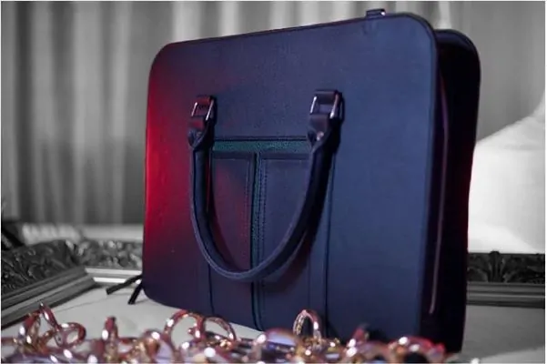 Y Balino mens bag with inner pouch