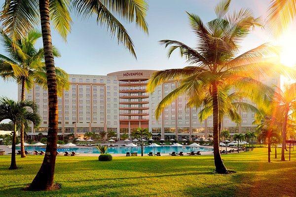 The Mövenpick Ambassador Hotel in Accra, Ghana, highlighting the quality of life for young professionals in African cities.