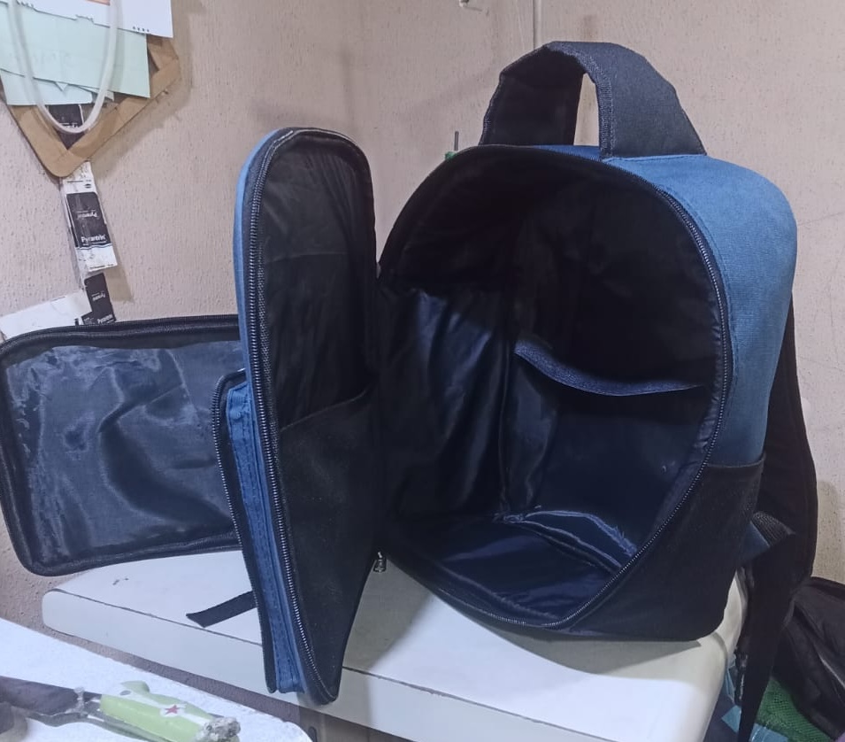 See how African Things produced 123 branded backpacks and lunch boxes for Prussian Bluebek Schools. Bulk school bag and lunch box manufacturing for schools in Nigeria.